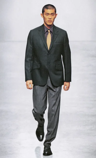 Look 16